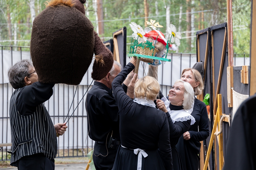 15 08 21 Letnii teatr Krasnaya shapochka 3