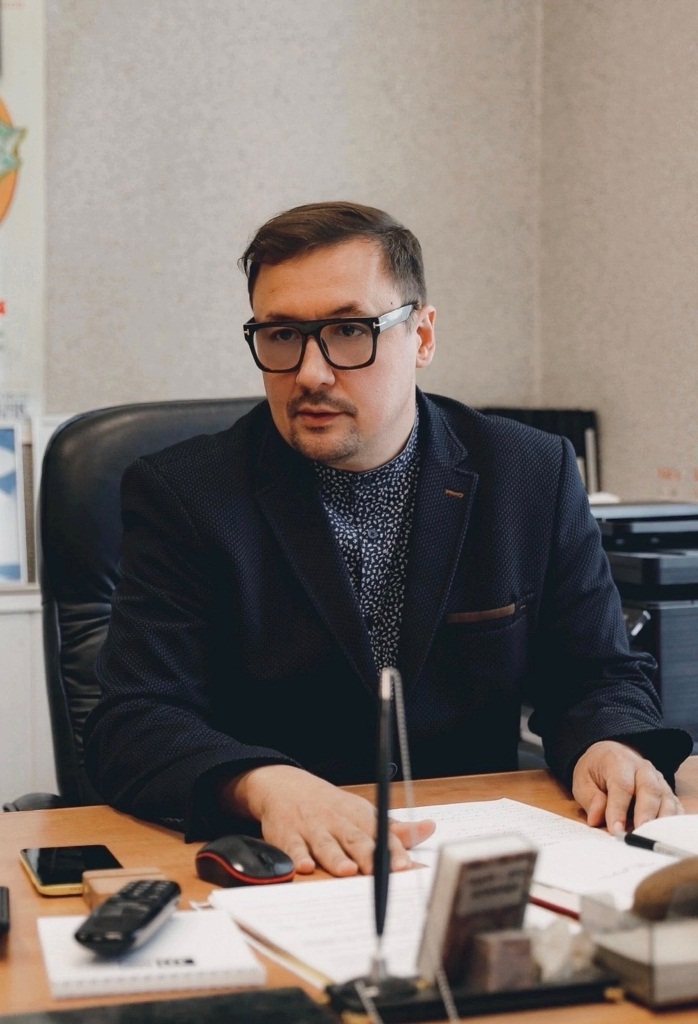 Maksimov VA