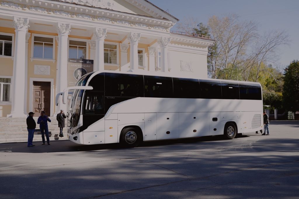 автобус 1